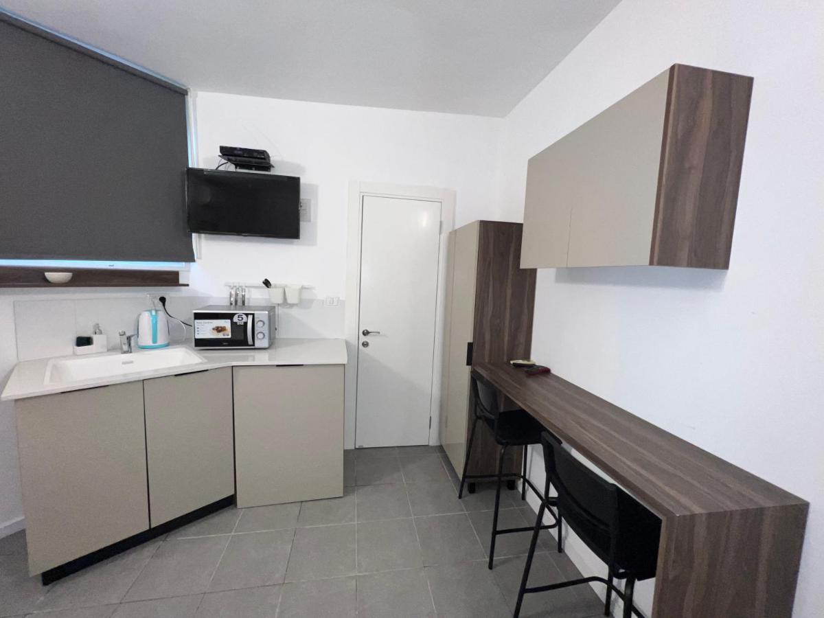 Aspentlv - Hacarmel Market Apartments & Studios Tel Aviv Bagian luar foto